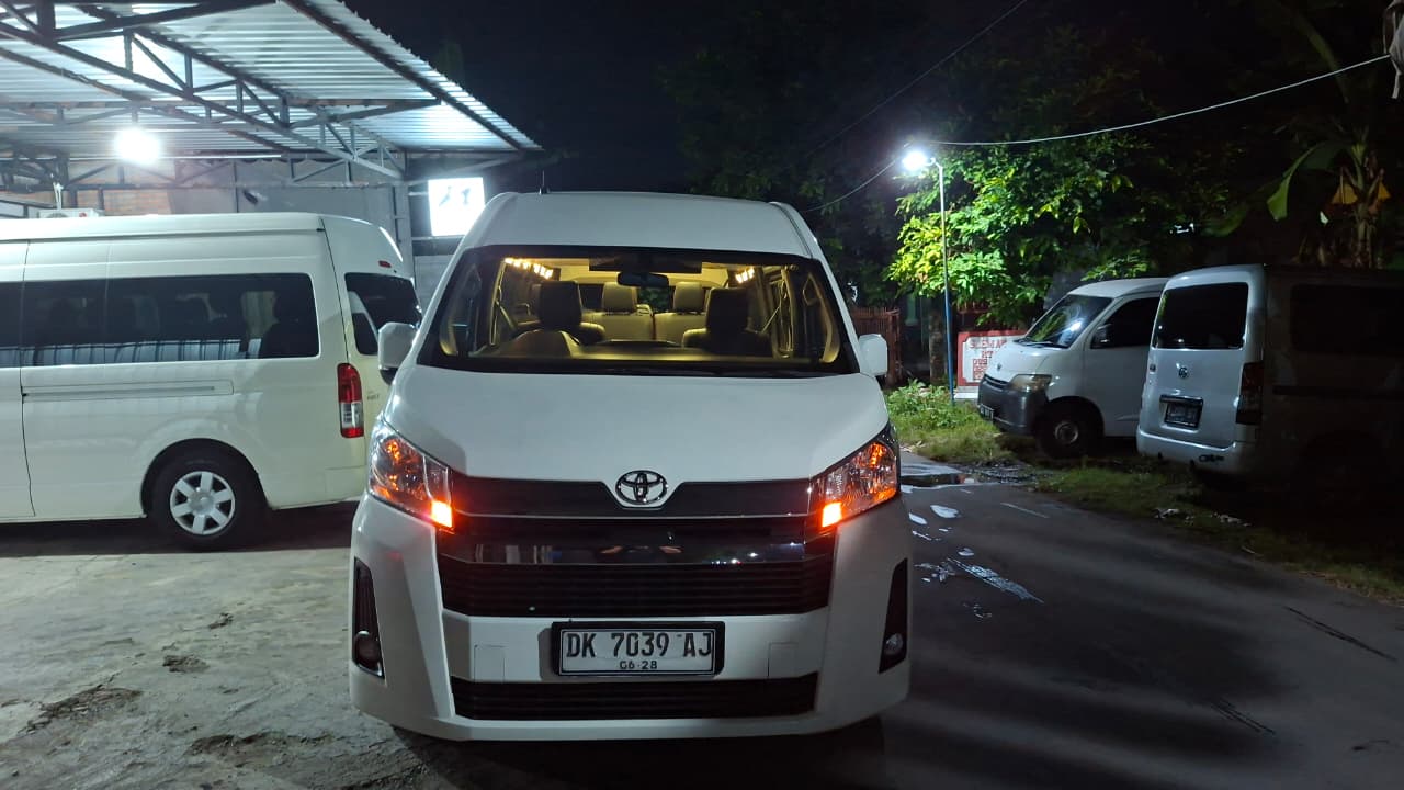 Keunggulan Sewa Hiace untuk Wisata Keluarga di Yogyakarta